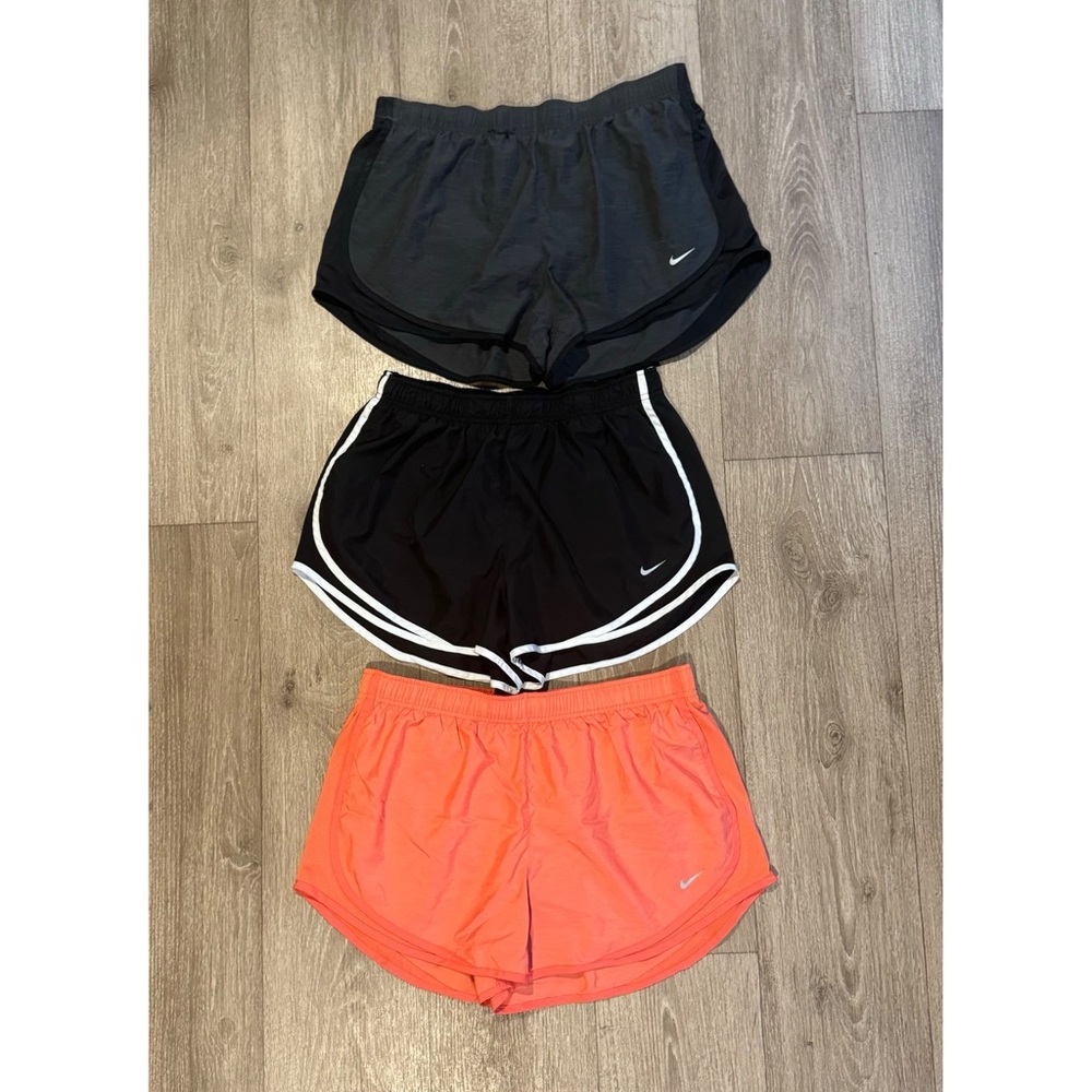 Nike Women's Tempo Running Shorts XL